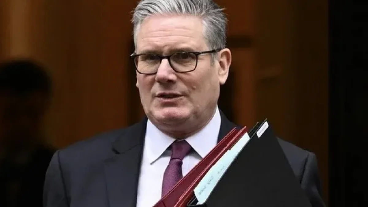 Keir Starmer, 11 yılın ardından milletvekilliğinden de istifa etti